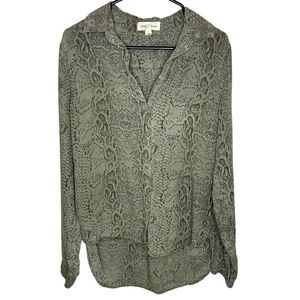Cloth & Stone Reptile Print Button Blouse Top Olive S Animal Classic